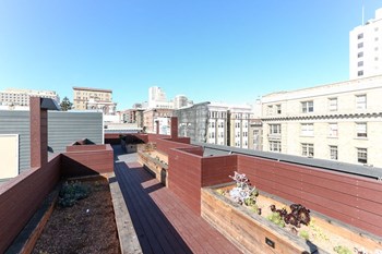 825 Post St.